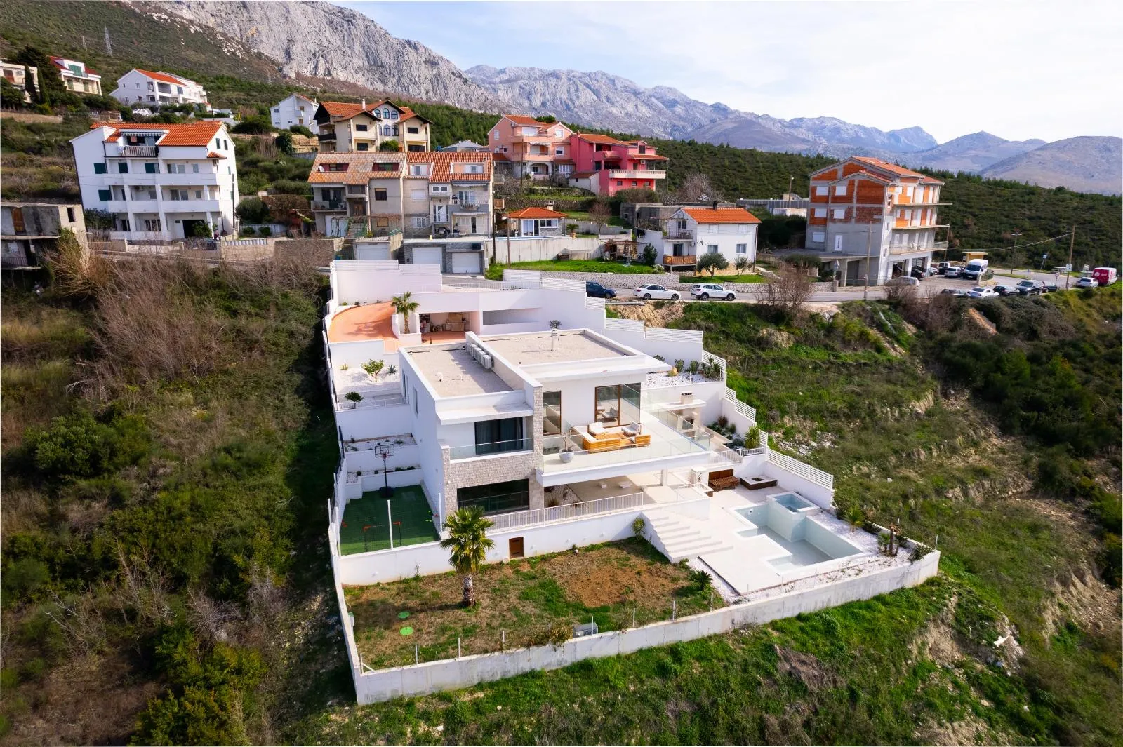 Ultimate Luxury & Total Privacy: Villa With Pool, Spa & Sports Court Near Split