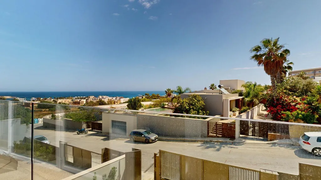 Bahar Ic-Caghaq Villa