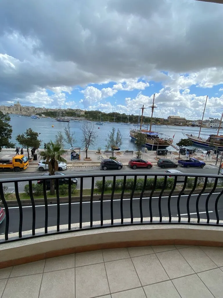 Sliema Apartment