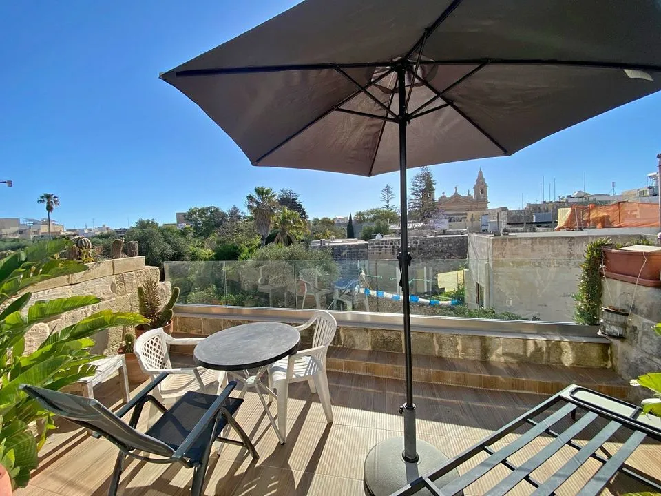 Naxxar House of Character