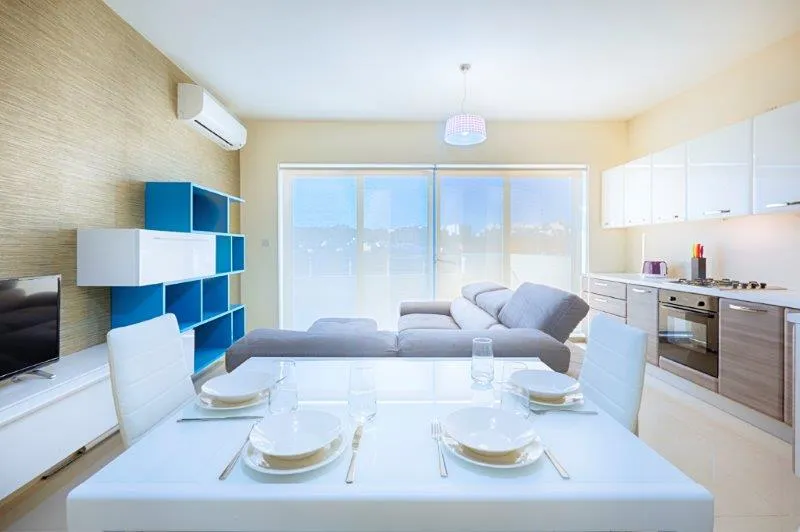 Salina Penthouse