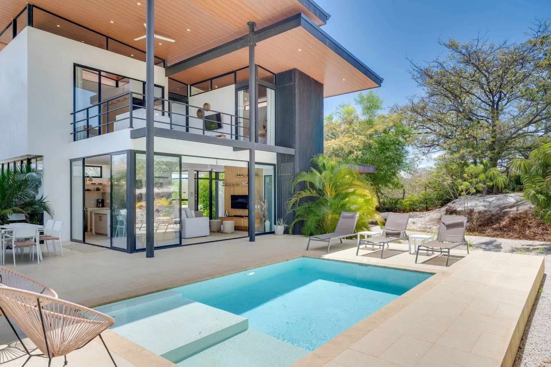 EXCLUSIVITY - House and detached studio with private pools minutes from Puerto Viejo Beach