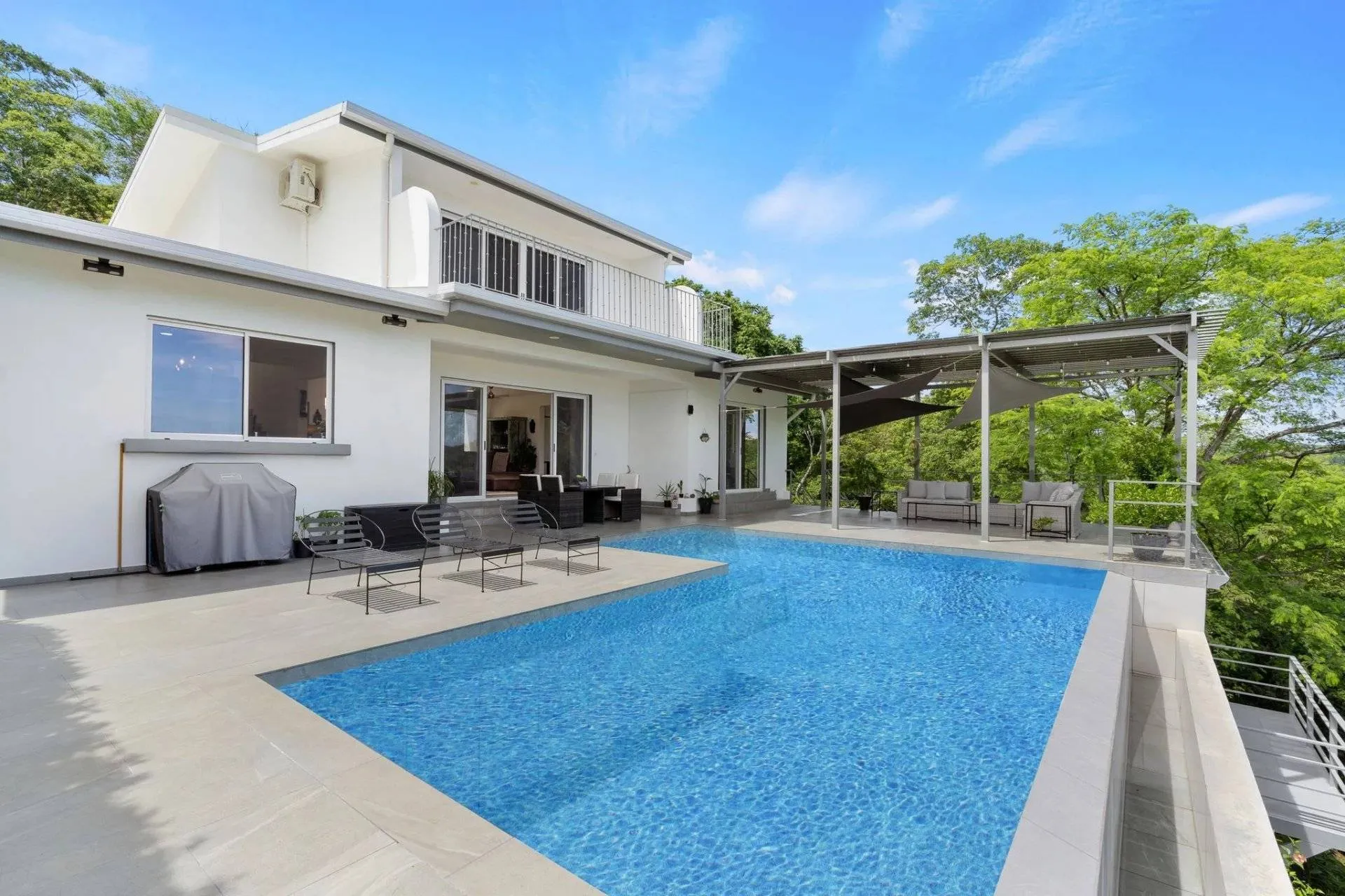 House + 2 Studios with Pool and Stunning Sea and Nature Views