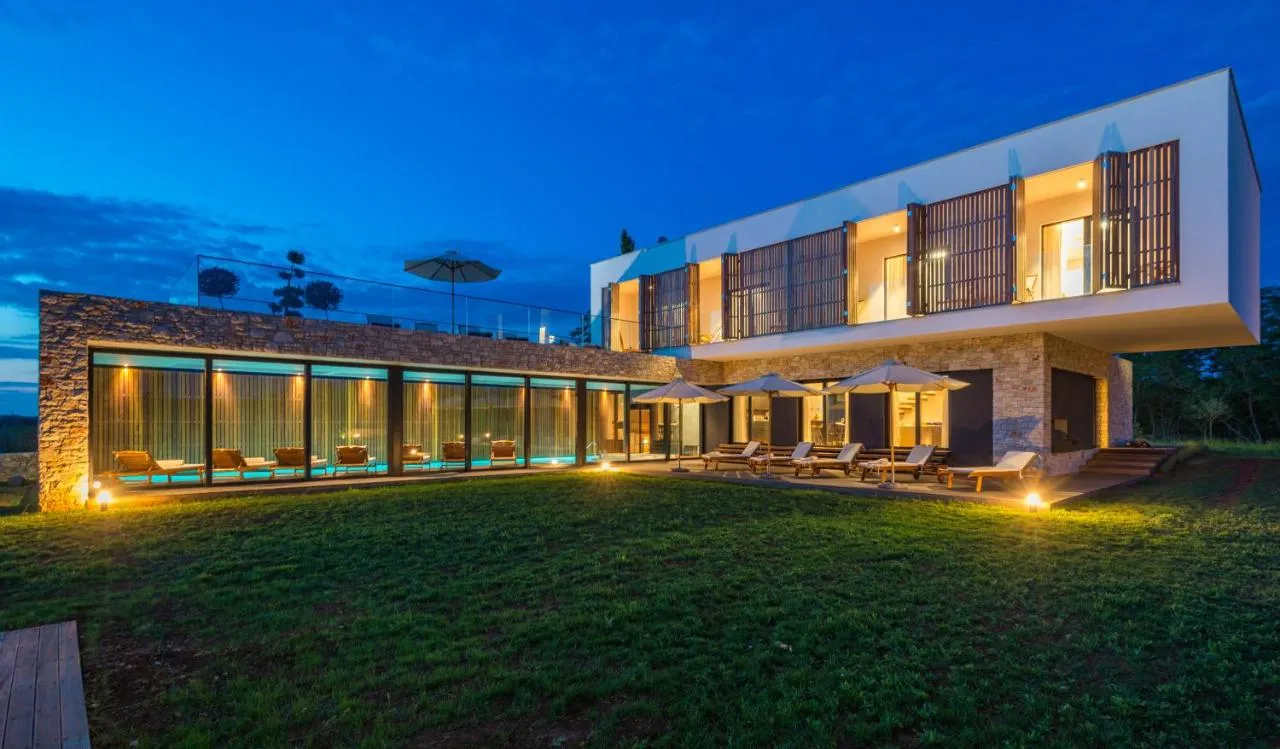 Contemporary Oasis, A Luxurious Modern Villa Retreat, Poreč region