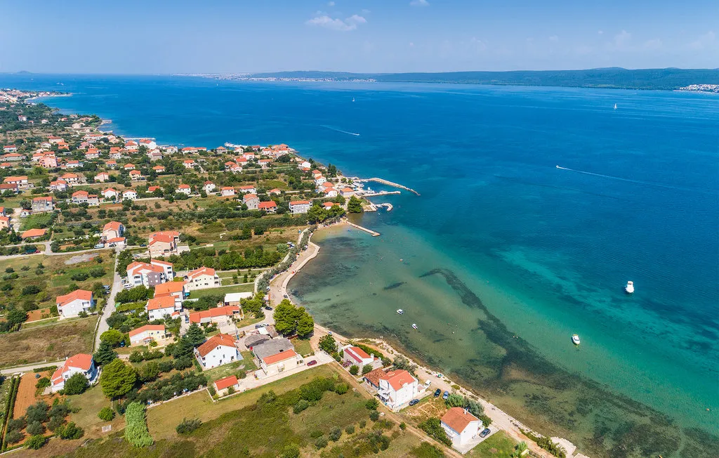 Comfortable Beachfront Apartments in a Quiet Island Setting