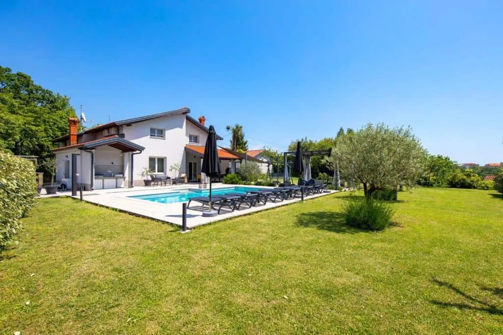 Lovely House near Opatija Center