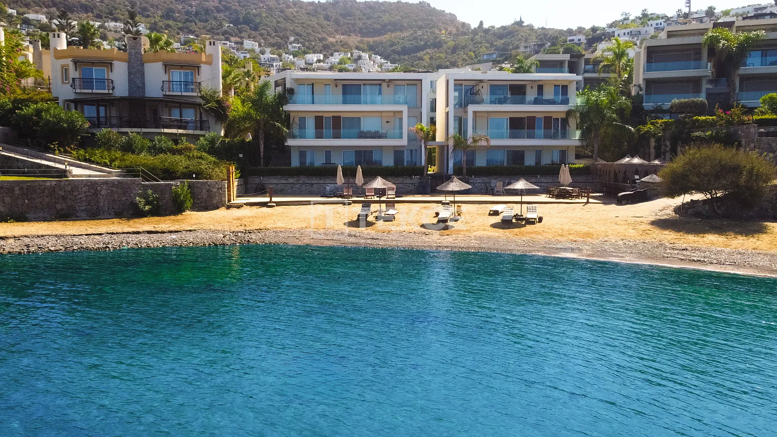 Apartamentos com Vista Única para o Mar com Baía Privada em Bodrum