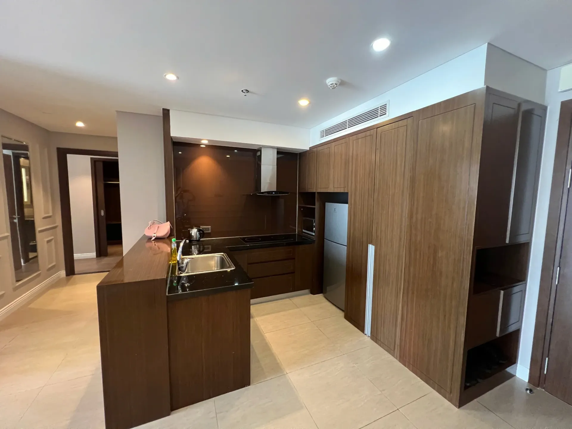 Apartamento de 2 Quartos à Beira-Mar, no The Altara Suites Danang, à Venda