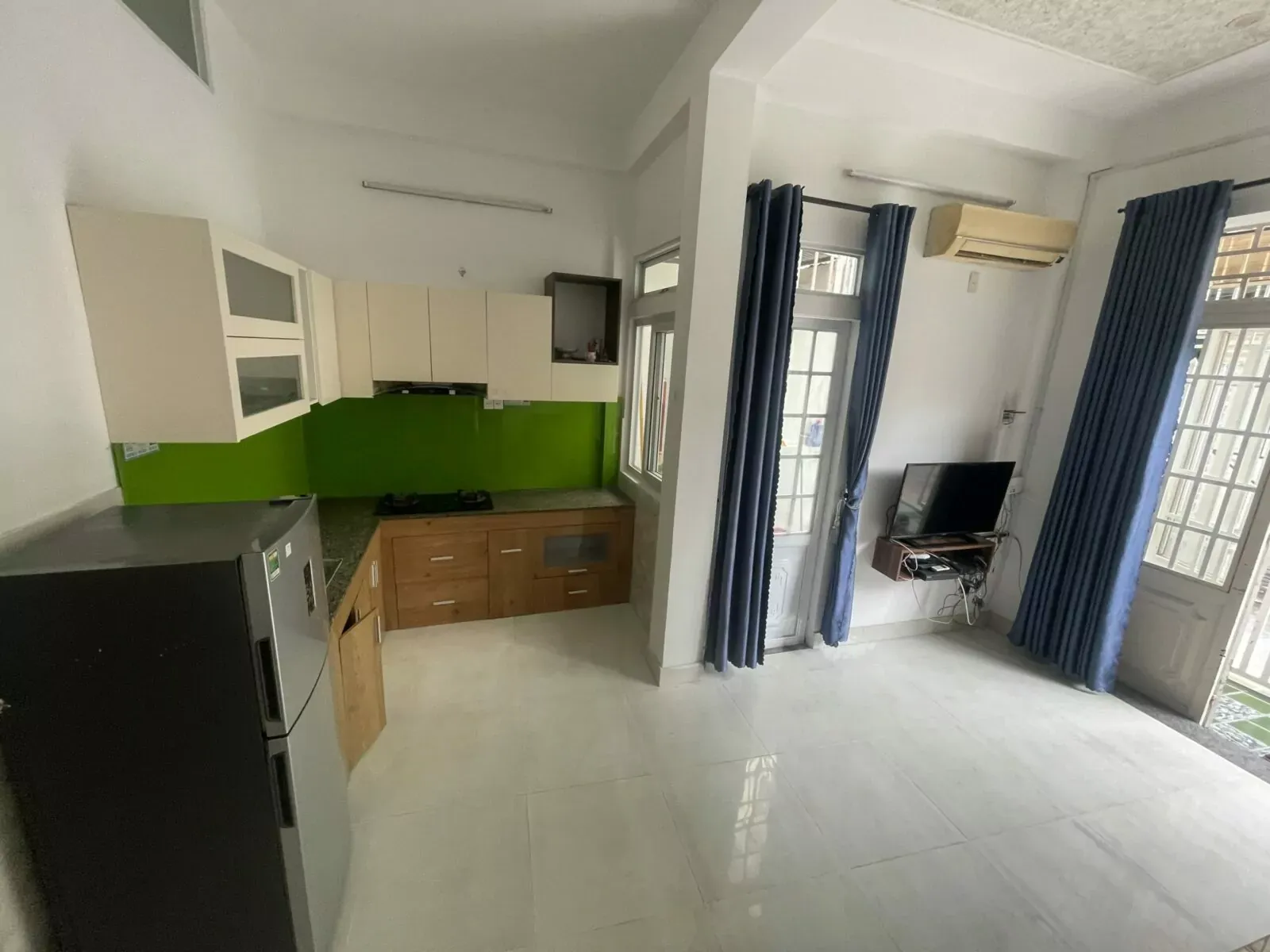 Casa aconchegante de 3 quartos à venda na rua Ngu Hanh Son, Danang