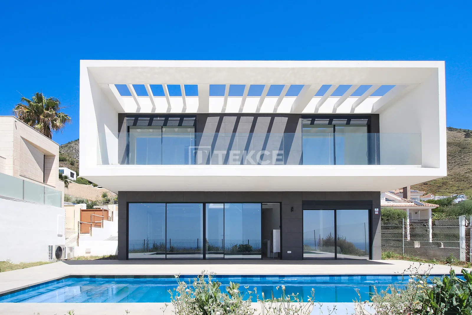 Manzaralı Deniz Manzaralı Geniş Villa, Benalmadena