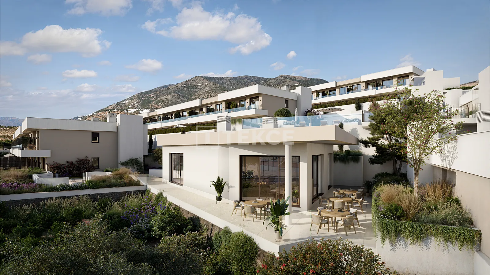 Maisons de ville élégantes avec terrasses à El Higuerón Fuengirola