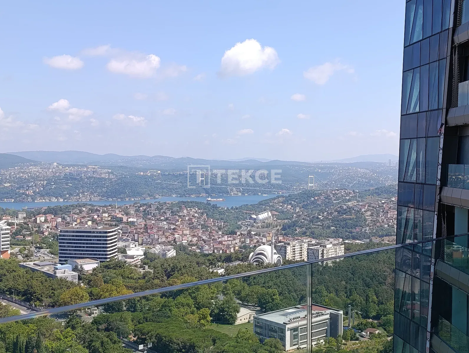 Apartments in an Exclusive Project with Bosphorus Views in Sarıyer