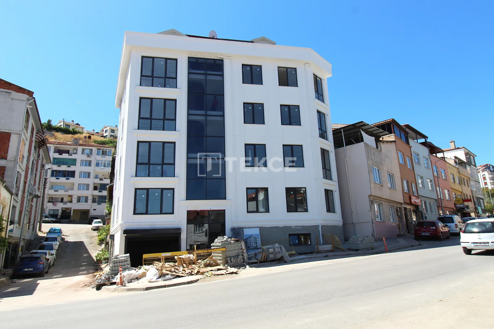 Kapalı Otoparklı Projede Deniz Manzaralı Daireler Bursa