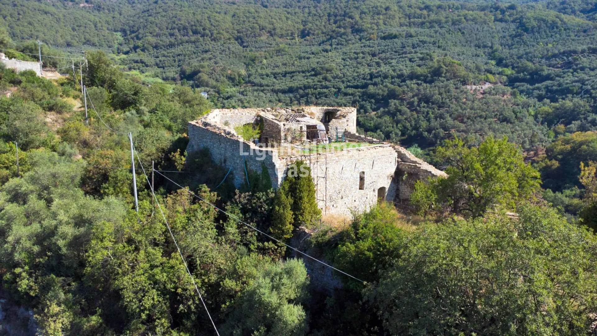 Castello di Pietralata, an ancient fortress where history meets the Ligurian landscape.