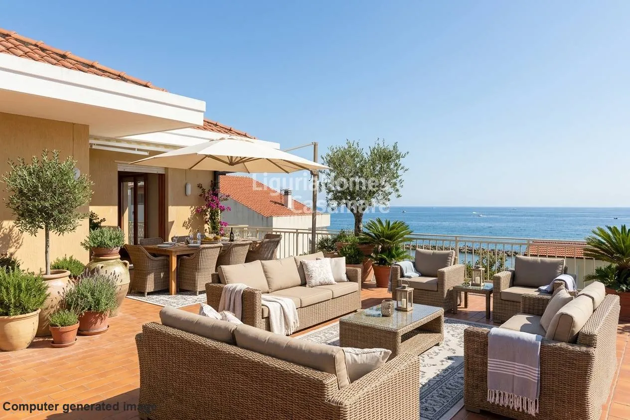 Apartamento en último piso con terraza con vista panorámica al mar en Santo Stefano al Mare.