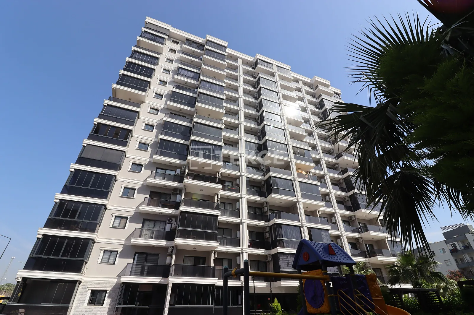 Mersin Arpaçbahşiş'te Satılık Şık Daireler