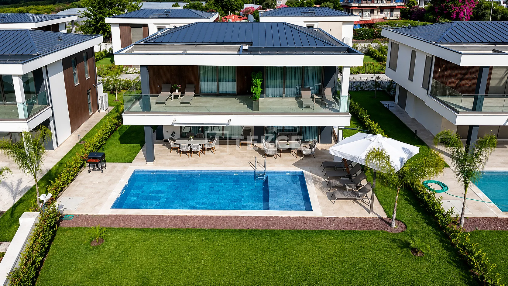 Ville con 4 camere da letto e piscina privata a Kemer, Antalya