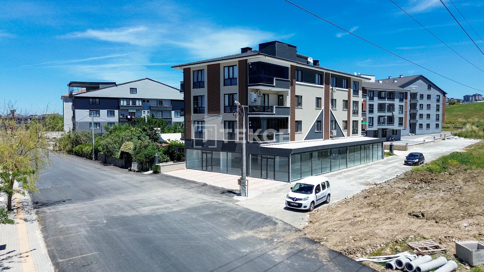 Geräumiges Geschäft mit Lagerraum in Yalova Çiftlikköy