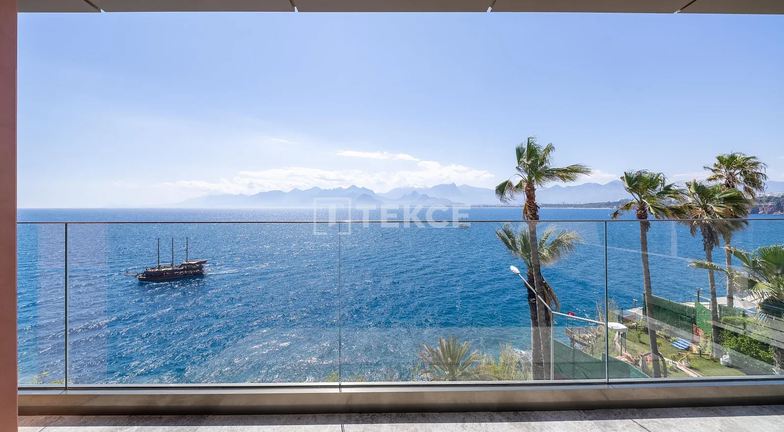 Apartamentos con Vista al Mar cerca de la Medina Antigua en Antalya Muratpaşa