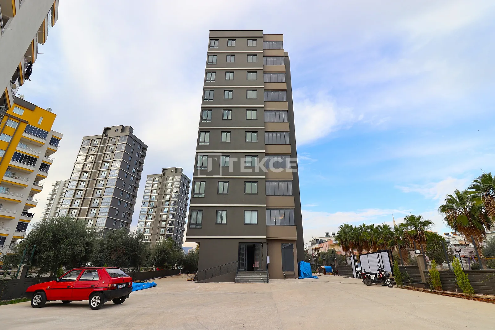 Mersin Yenişehir Şehir Merkezinde Şık Apartmanlar