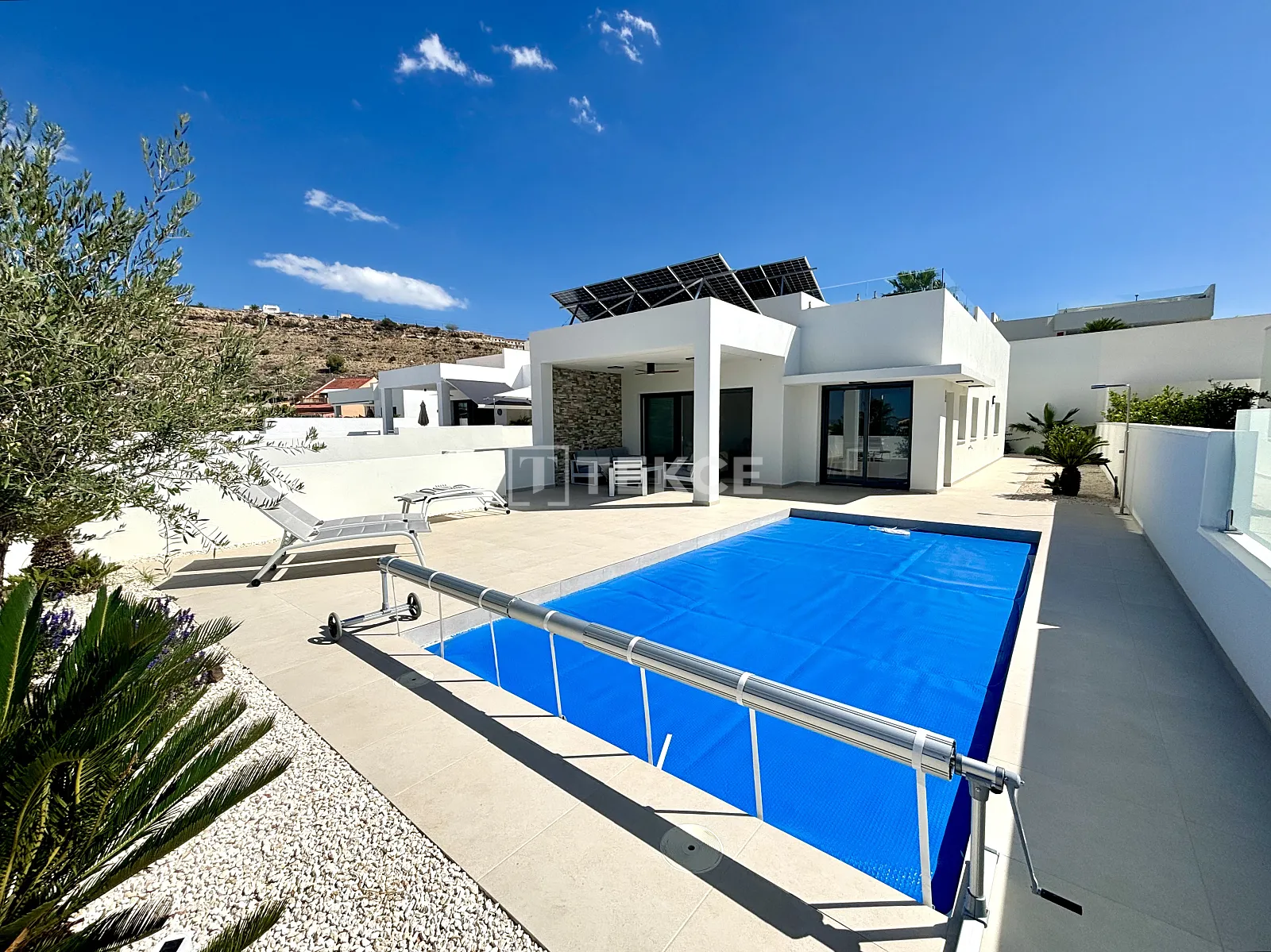 Benijofar'da Plajlara Yakın Alicante'de Çağdaş Villalar
