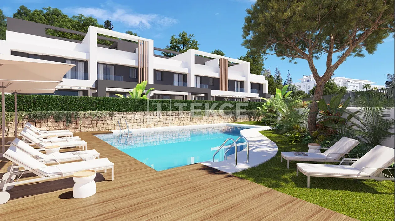 Maisons dans un Complexe Sécurisé Près du Littoral à Mijas Málaga