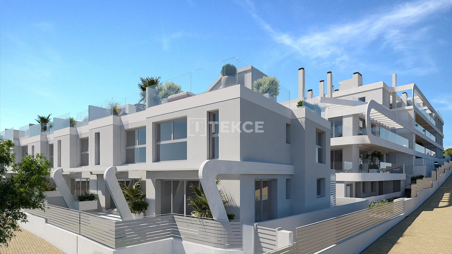 Viviendas junto al mar con piscina comunitaria en Estepona Costa del Sol