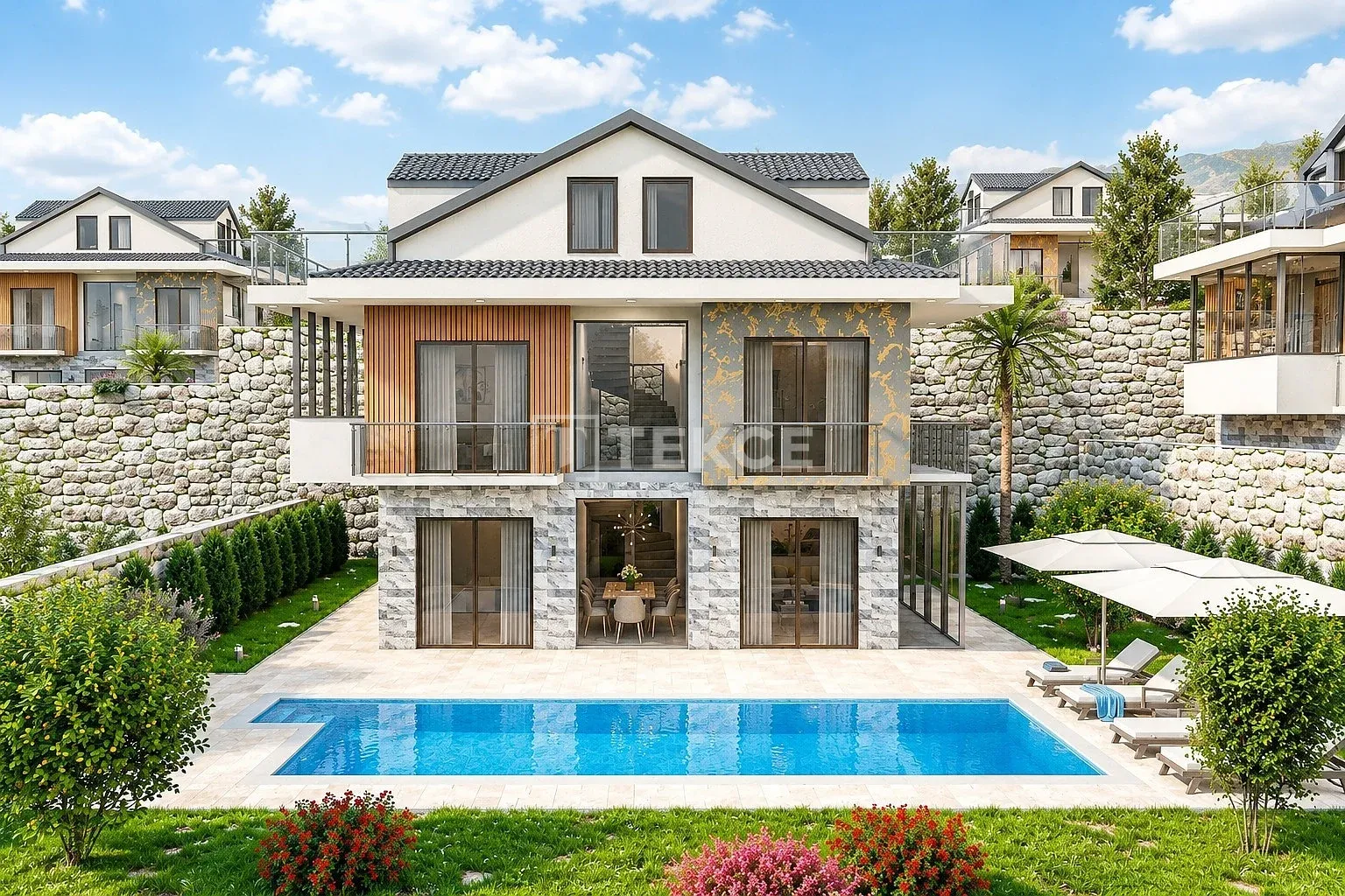 Casas com Piscinas Privadas em Localização Central em Muğla Fethiye