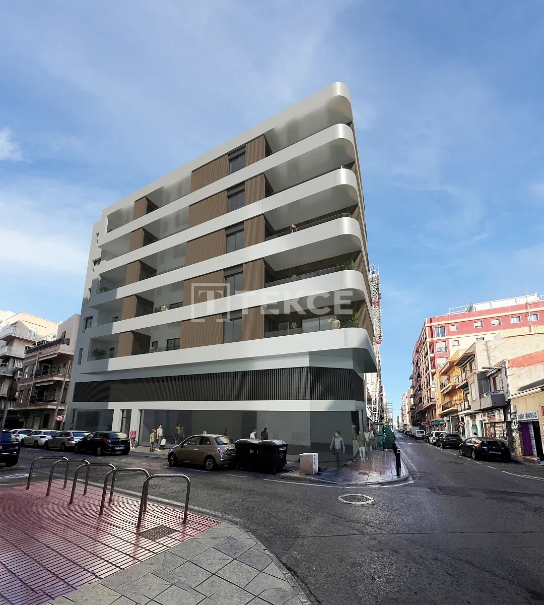 Alicante Santa Pola'da Denize Yakın Zarif Daireler