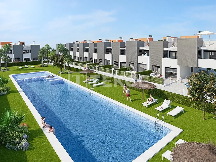 Apartamentos Elegantes com Jardim ou Solário em Torrevieja