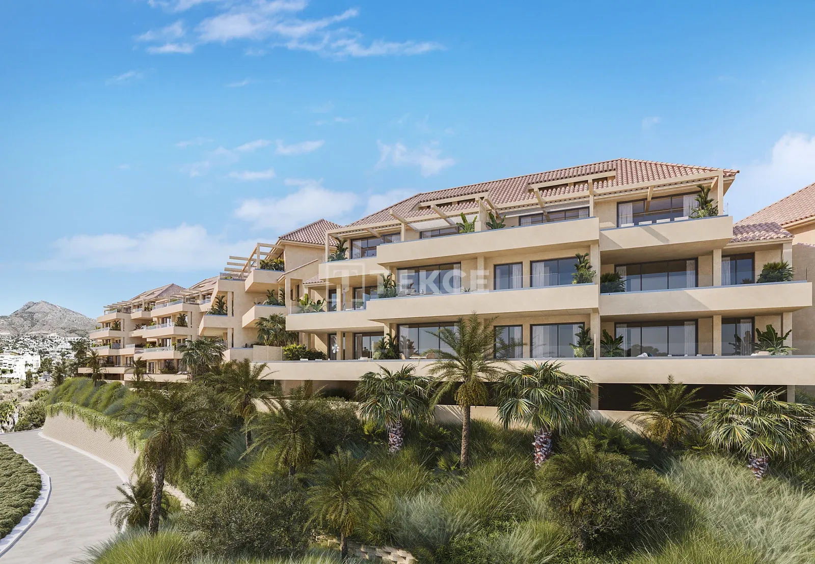 Torrequebrada Benalmadena Golf Sahasına Yakın Kompleks İçinde Daireler