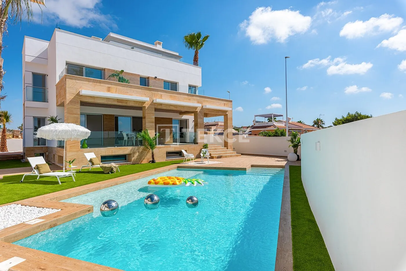 Villas Prêtes à Habiter avec Piscine et Solarium à Ciudad Quesada