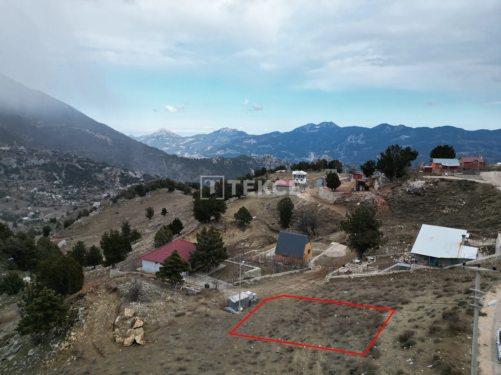 Grundstück ideal zum Bau eines 108 m² großen Gebäudes in Konyaaltı