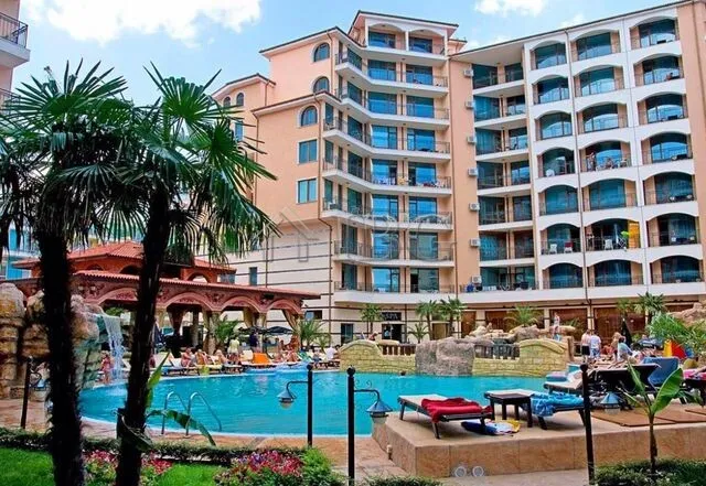 Deniz Manzaralı 1 Yatak Odalı Daire – Plaja 200 m | Karolina Complex