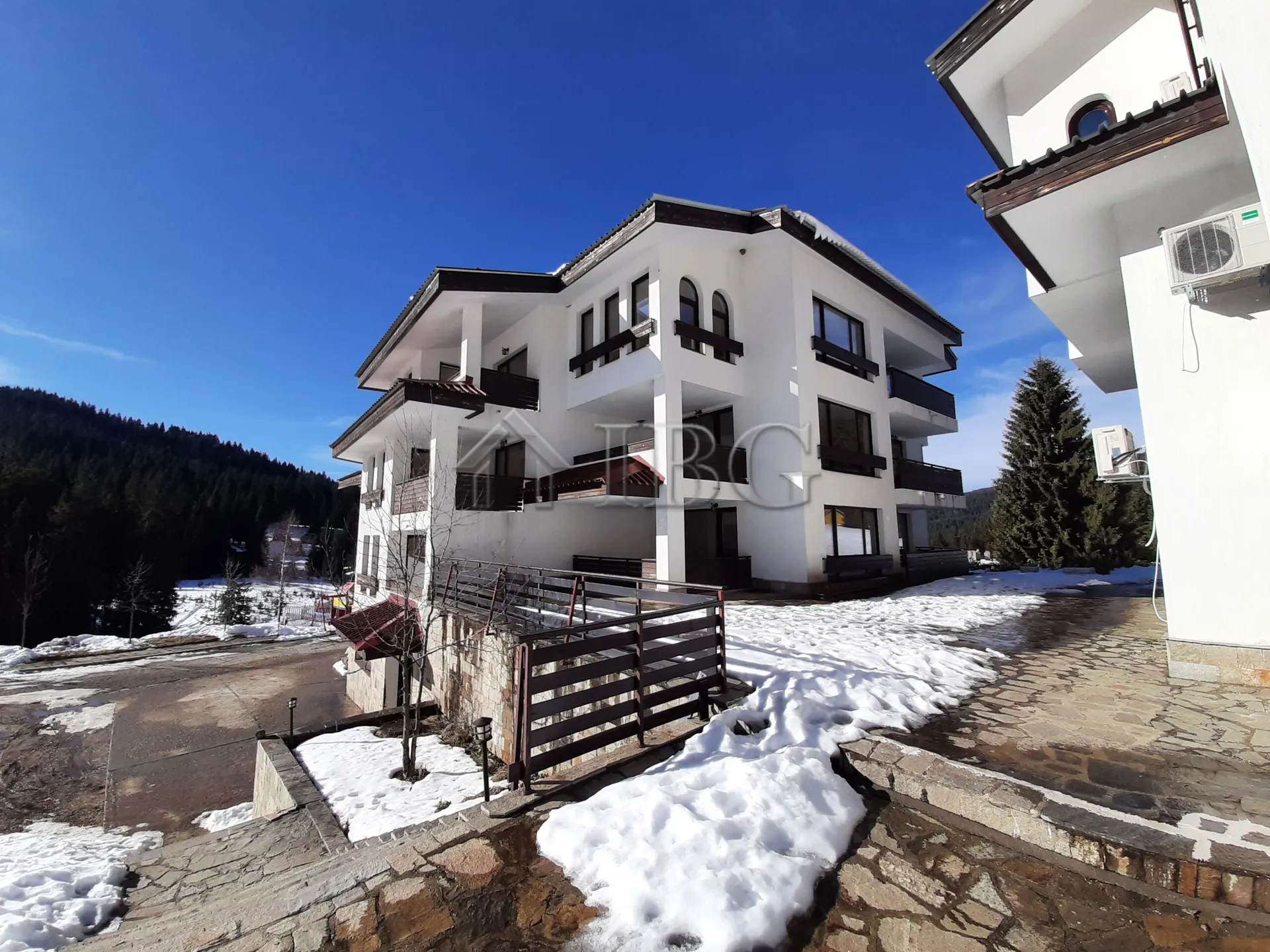 Spazioso Appartamento con 2 Camere da Letto e Vista Montagna | Elite Pamporovo