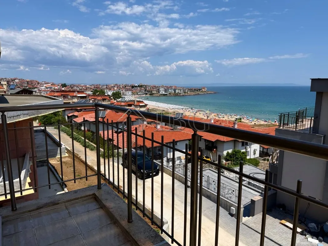 Propriété avec Vue Panoramique sur Mer et Parking | À 200m de la Plage Harmanite, Sozopol