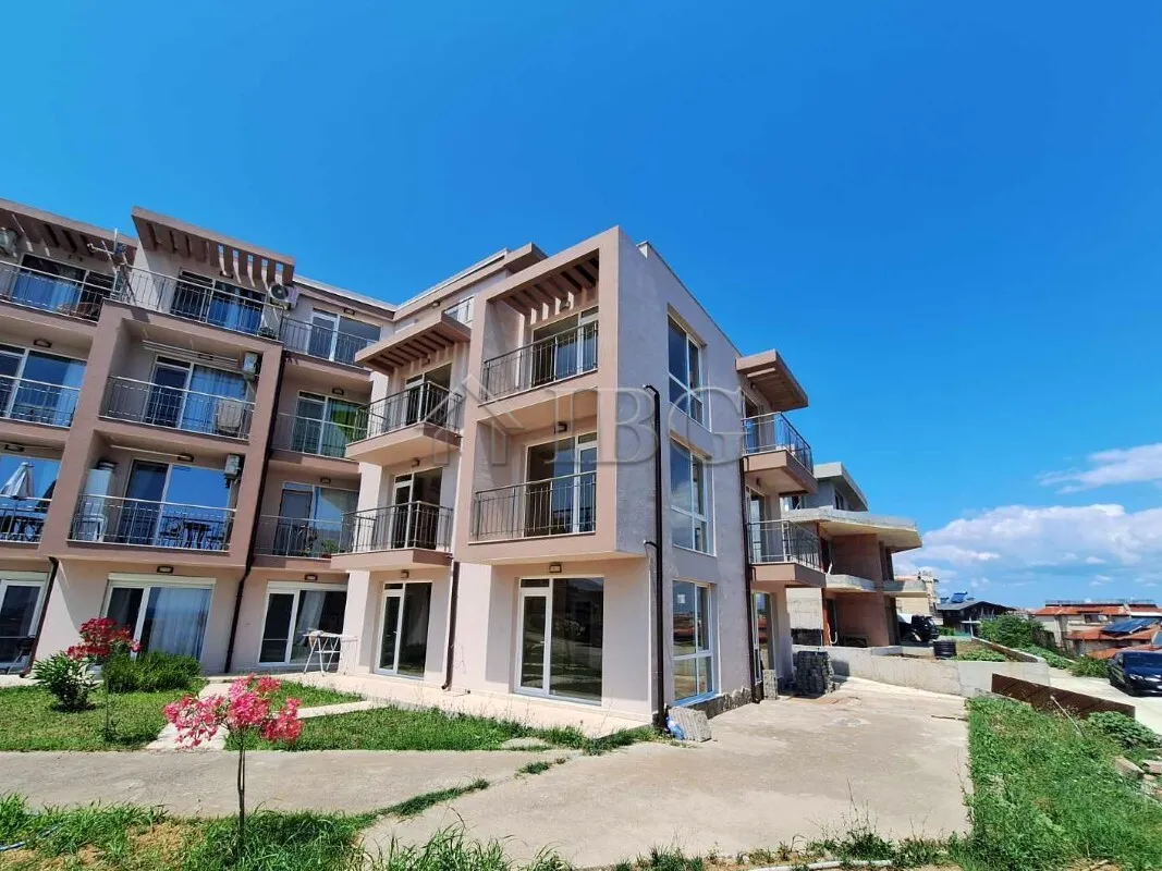 Spacious Studio with Parking Space Just 200m from Harmanite Beach | Sozopol