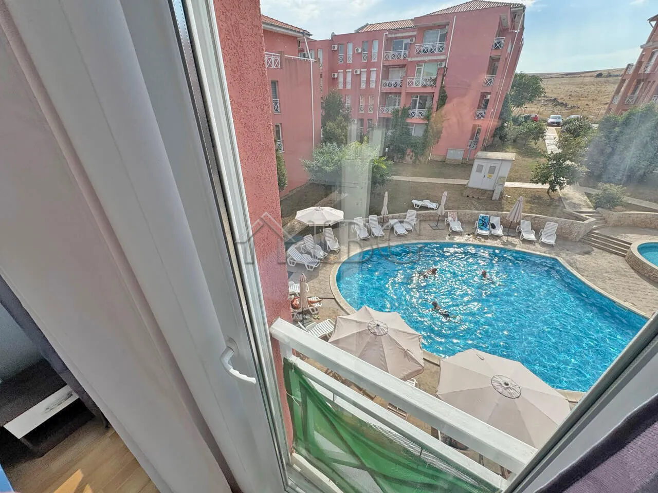 Studio arredato con vista piscina in Sunny Day 6, Sunny Beach