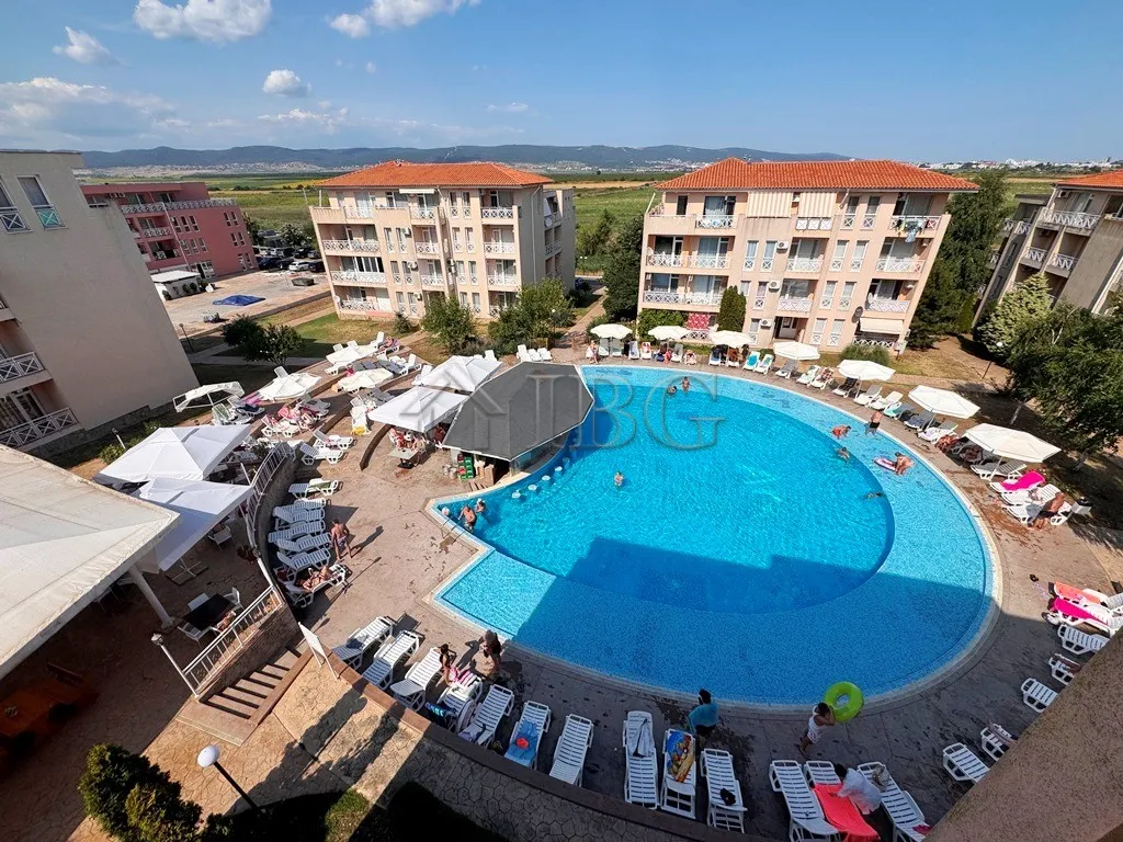 Appartamento Arredato con 2 Camere da Letto e Vista Piscina a Sunny Day 6, Vicino a Sunny Beach