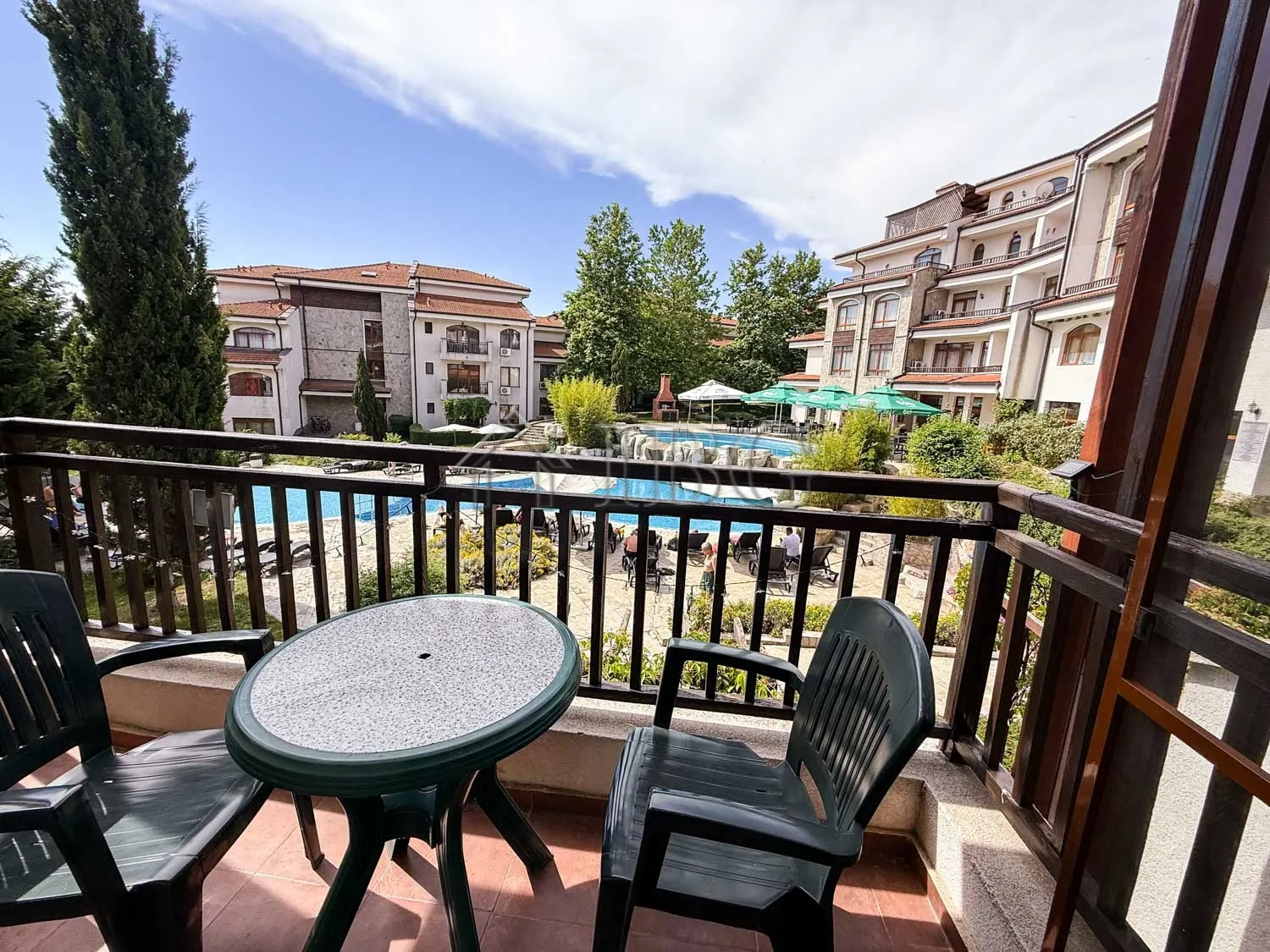 Appartement meublé d'une chambre avec vue sur piscine à The Vineyards Resort & SPA, Aheloy