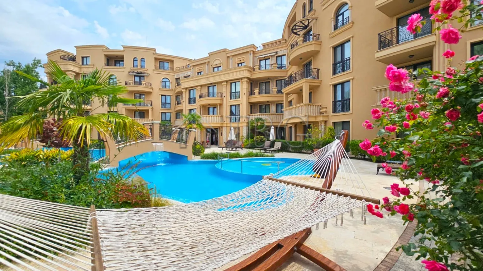 Luxus-Penthouse mit riesiger privater Terrasse & Sauna | Aphrodite Park, Sunny Beach