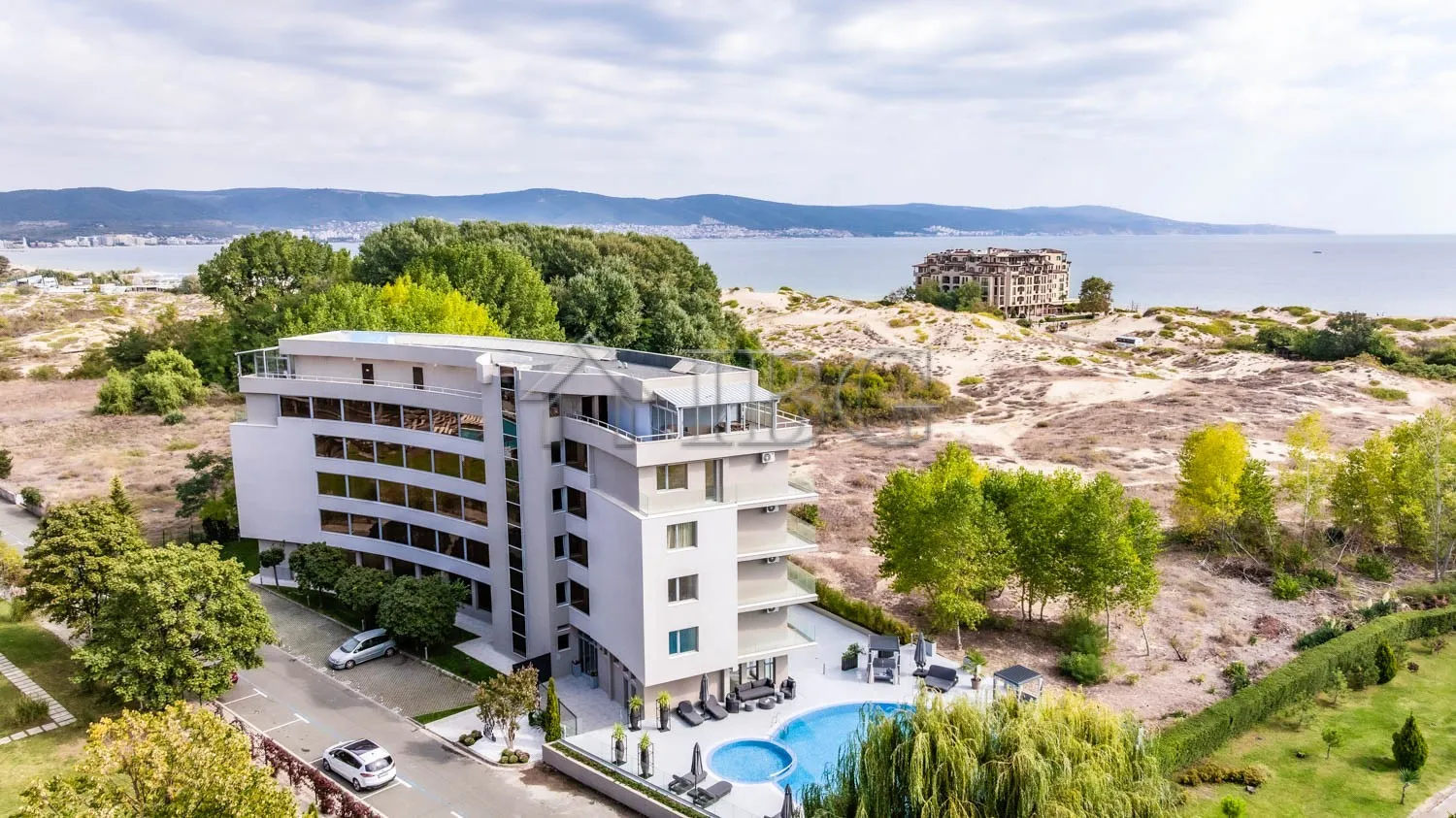 Özel İngiliz Avlulu 1 Yatak Odalı Daire | J'Adore Dune, Sahil Sunny Beach
