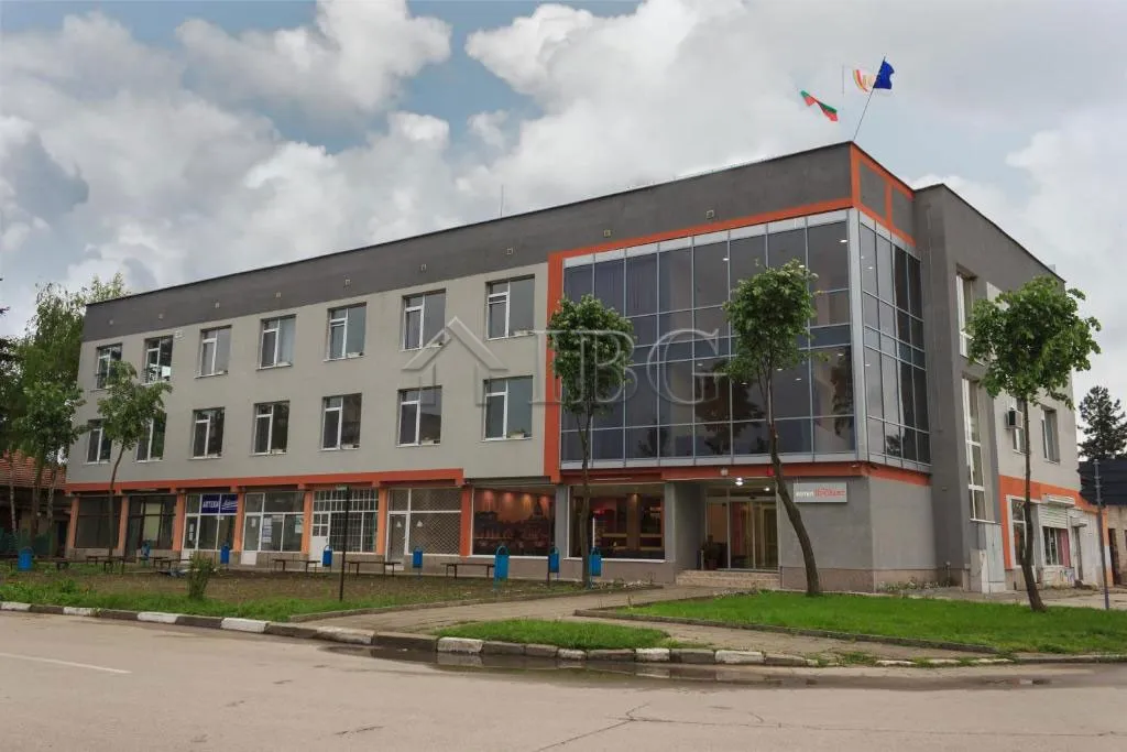 Hotel Familiar Operacional à Venda | Letnitsa, Região de Lovech
