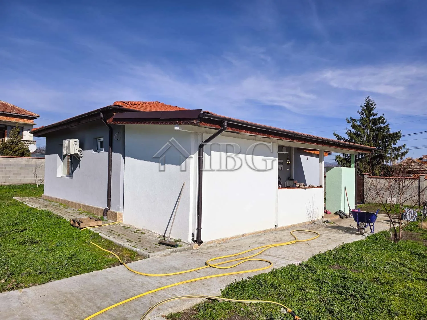 800 m² Bahçeli Müstakil Ev, Sadece Sunny Beach'e 7 km Mesafede
