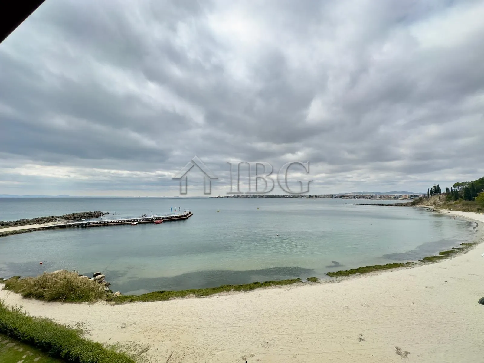 Appartement de Luxe 3 Pièces avec Vue Frontale sur Mer | Première Ligne | Akrotiria Beach, Nessebar