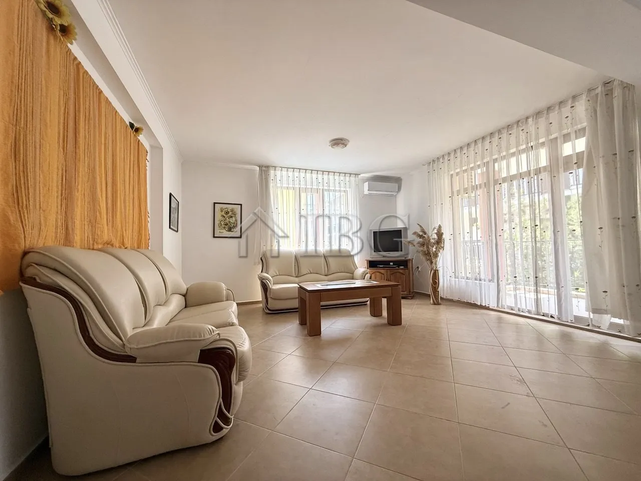 Tili Complex, Aurelia Bölgesi – Nessebar'da Geniş Bir Yatak Odalı Daire