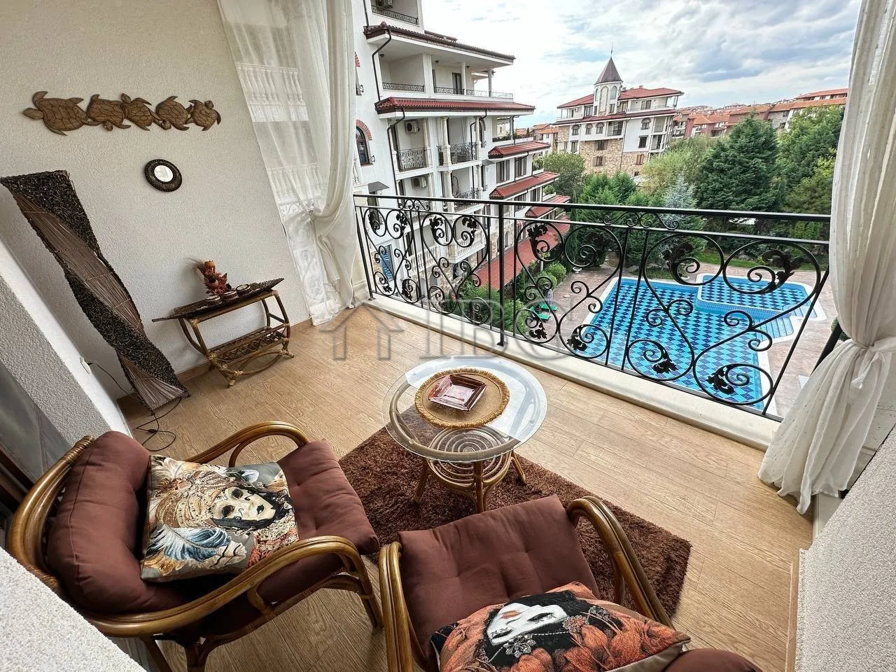 Appartement de Luxe Deux Chambres dans le Complexe Esteban, Nessebar