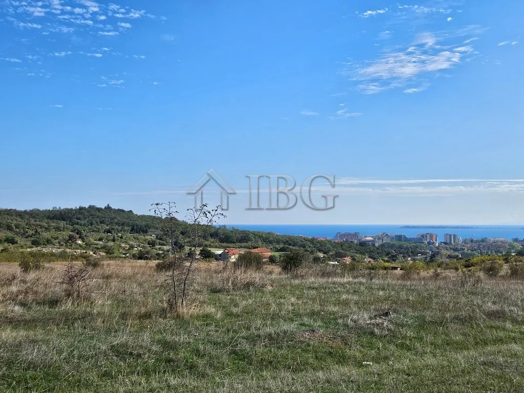 Terrain en cours de réglementation avec vue panoramique sur la mer – Kosharitsa
