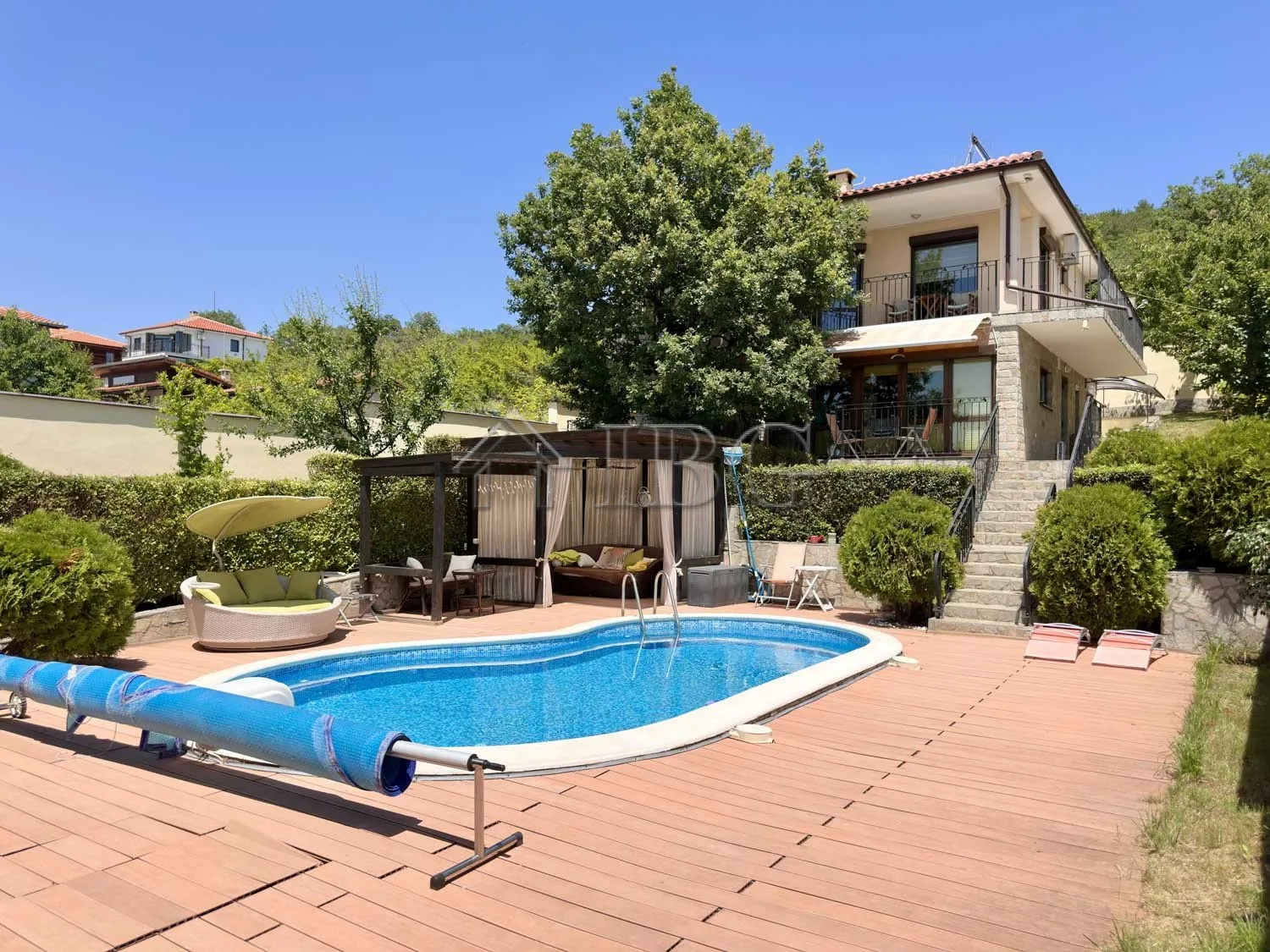 Casa su Due Piani con Vista Mare e Piscina in Vendita a Kosharitsa, Regione di Burgas