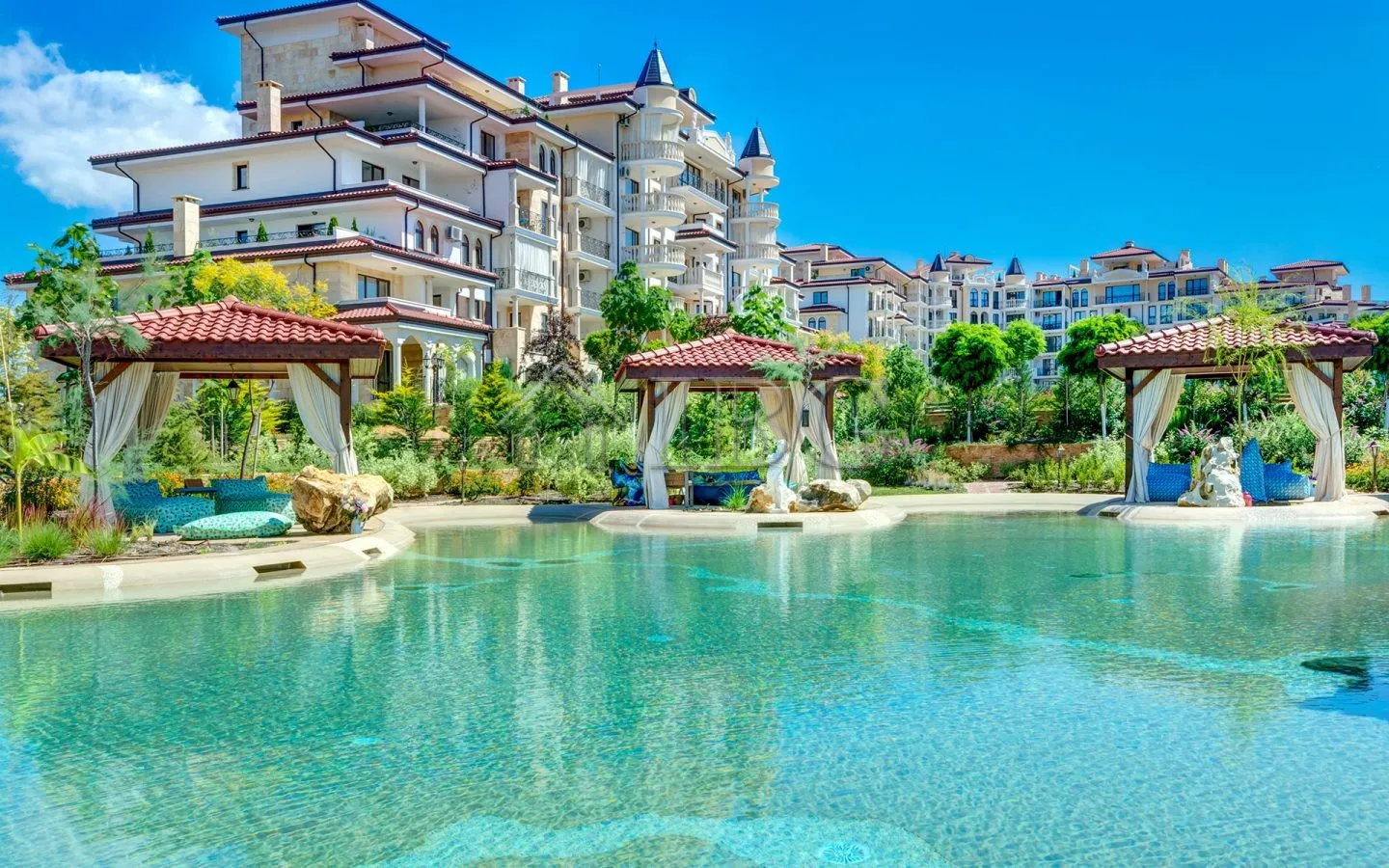 Apartamento Luxuoso de 3 Quartos na Poseidon VIP Residence, Edifício Orion | Nessebar